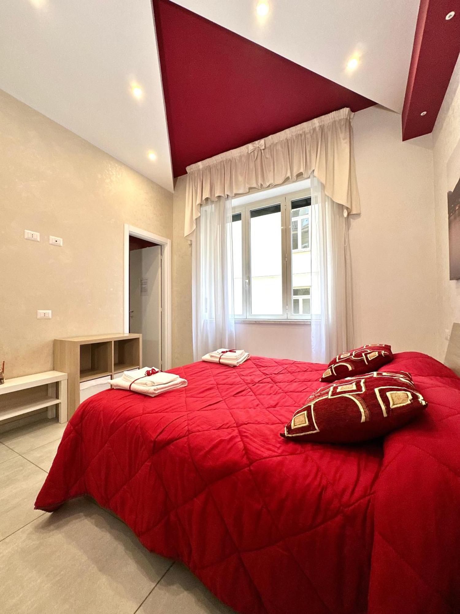 サレルノ Tuttoincentro Bed & Breakfast エクステリア 写真