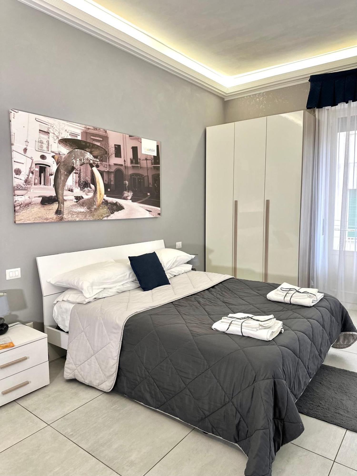 サレルノ Tuttoincentro Bed & Breakfast エクステリア 写真